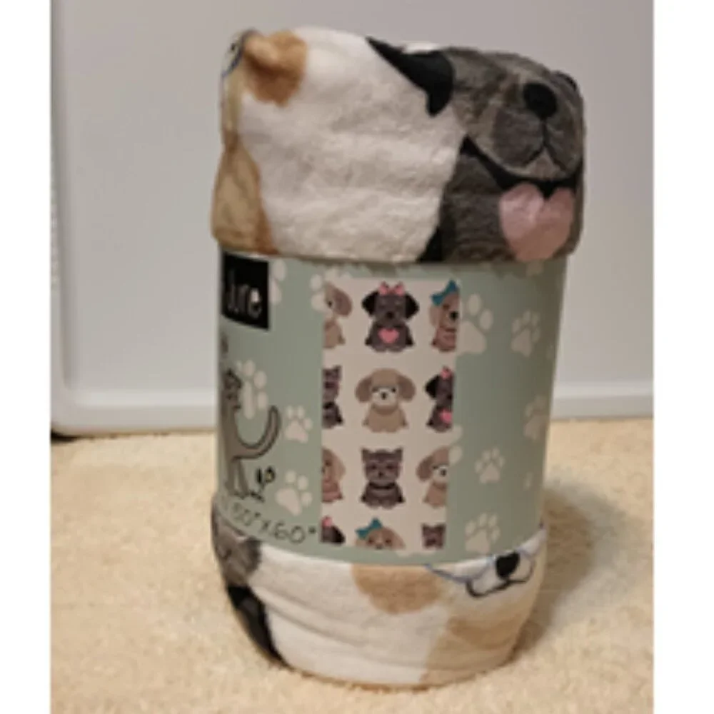 Copy-NWT~ Frankie & June Ultra-Soft Double-Sided Plush Throw Blanket (50